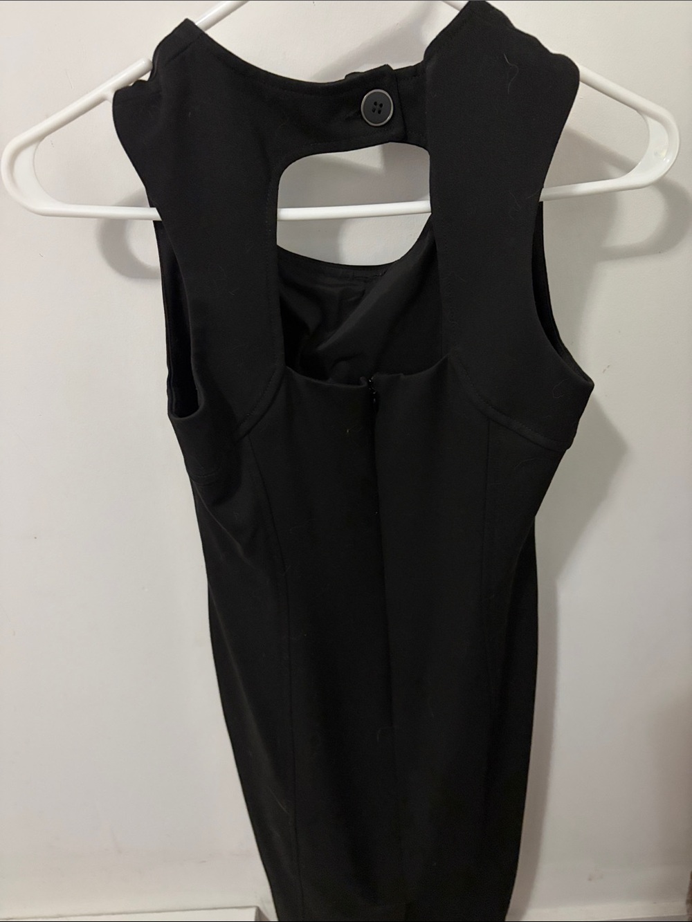 Tristan Black Sleeveless Back-Cutout Sheath Dress